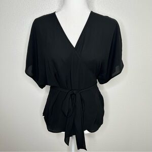 Chelsea28 Womens Black V-Neck Short Sleeves Wrap Blouse Top Size M EUC